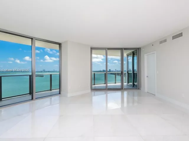 Apartment for rent  Unit #1815 - photo 6752091