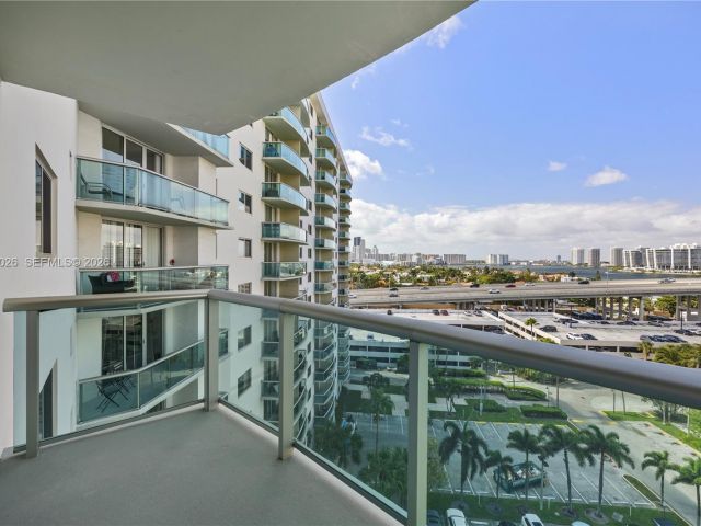 Apartment for sale  Unit #1017 - photo 7444665