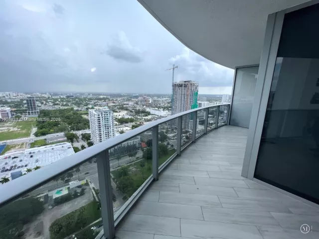 Apartment for sale  Unit #3100 - photo 6743825