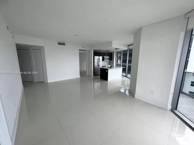 Apartment for sale  Unit #3100 - photo 6743830