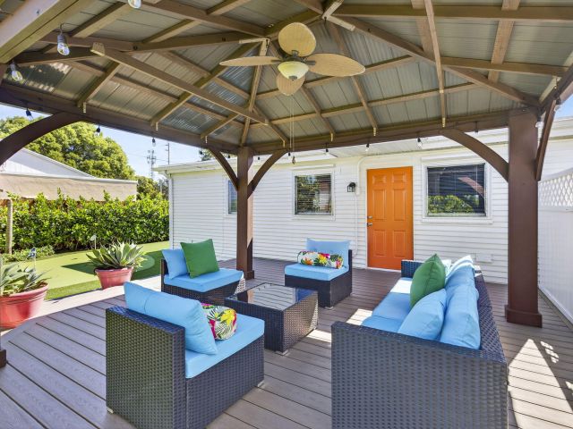 Home for sale at 6916 Garden Avenue - photo 6775114