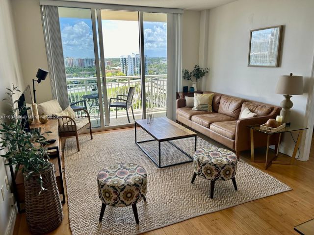 2-bedroom condo for rent in Aventura - 19501 W Country Club Dr 1405 - MondialRealty