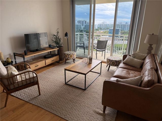 2-bedroom condo for rent in Aventura - 19501 W Country Club Dr 1405 - MondialRealty