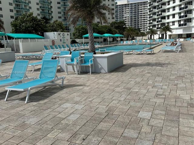 Apartment for sale  Unit #1517 - photo 6743139