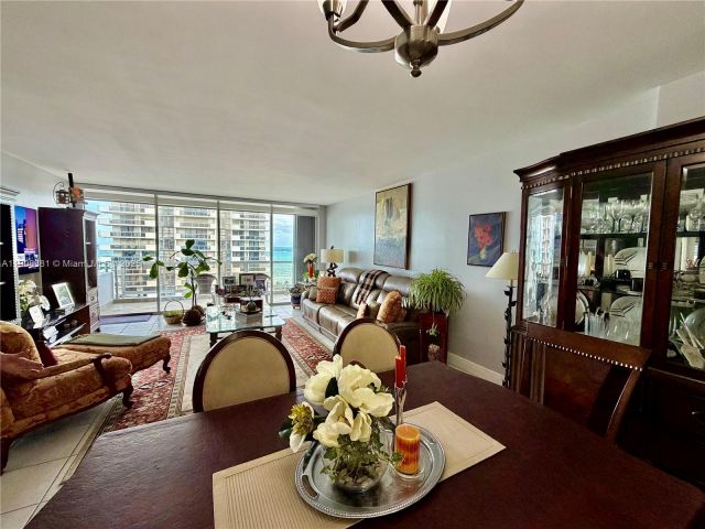 Apartment for sale  Unit #14M - photo 7428680