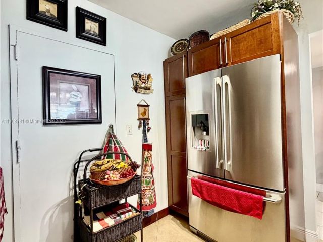 Apartment for sale  Unit #14M - photo 7428683