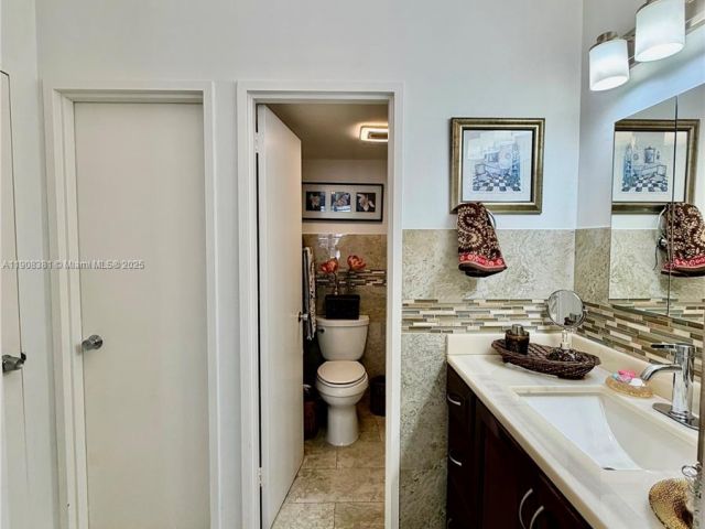 Apartment for sale  Unit #14M - photo 7428689