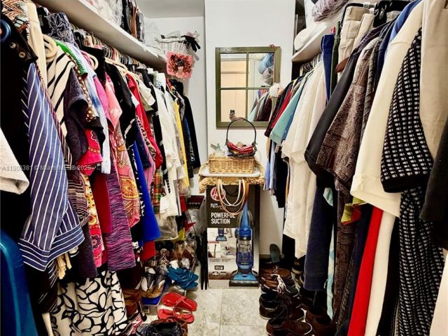 Apartment for sale  Unit #14M - photo 7428693