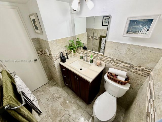 Apartment for sale  Unit #14M - photo 7428699