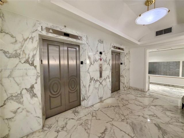 Apartment for sale  Unit #14M - photo 7428701