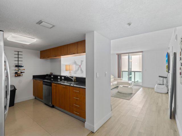 Apartment for sale  Unit #3802 - photo 6757118