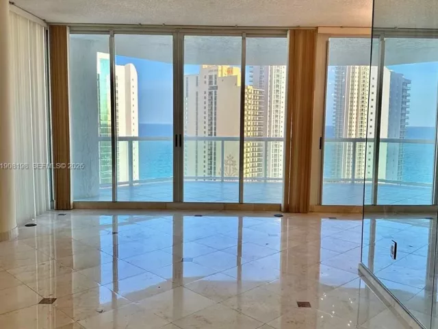 2-bedroom condo for sale in Sunny Isles Beach - 16400 Collins Ave 2342 - MondialRealty