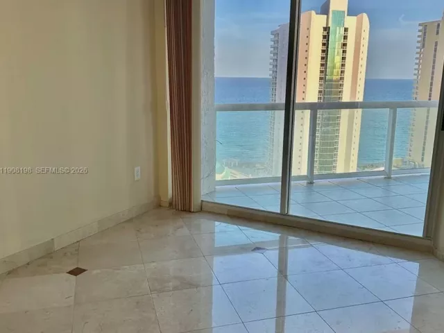 2-bedroom condo for sale in Sunny Isles Beach - 16400 Collins Ave 2342 - MondialRealty