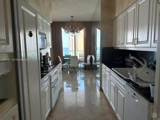 2-bedroom condo for sale in Sunny Isles Beach - 16400 Collins Ave 2342 - MondialRealty