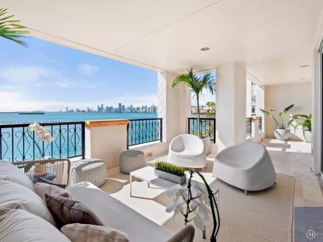 3-bedroom condo for rent in Miami Beach - 5142 Fisher Island Dr 5142 - MondialRealty