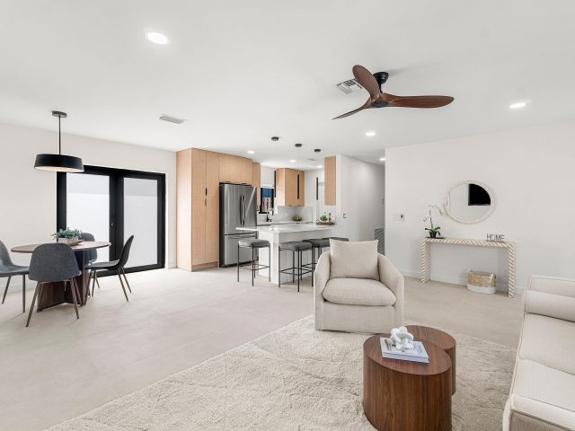 Home for sale at 608 SE 2nd Avenue - photo 6764766