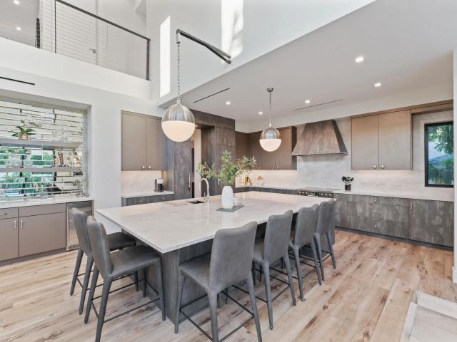 Home for rent at 214 28th Street - photo 6745260