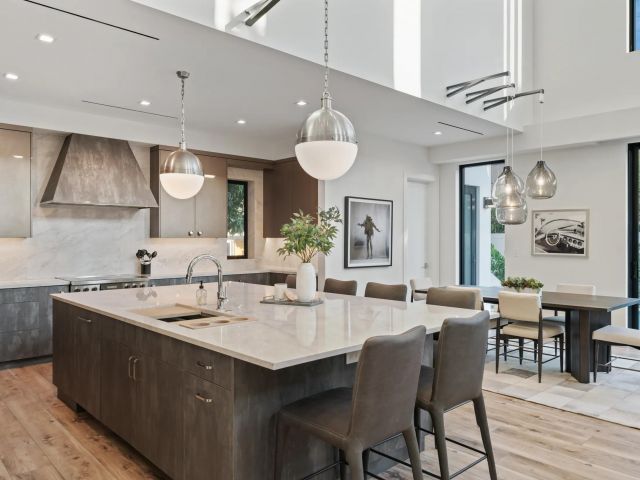 Home for rent at 214 28th Street - photo 6745262