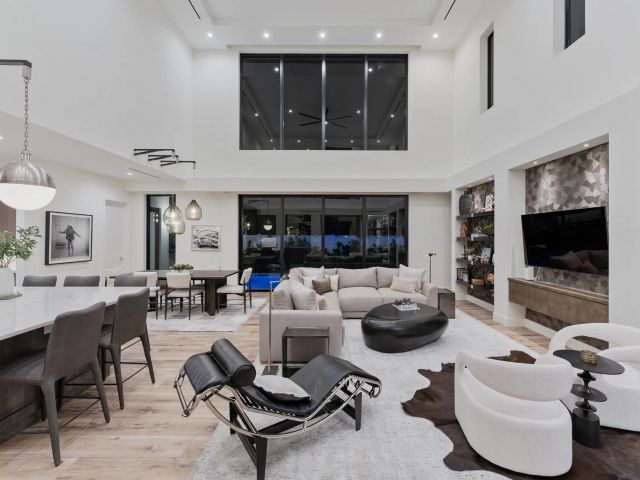 Home for rent at 214 28th Street - photo 6745269