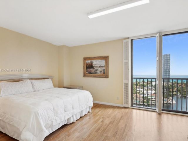 Apartment for sale  Unit #20H - photo 6744794