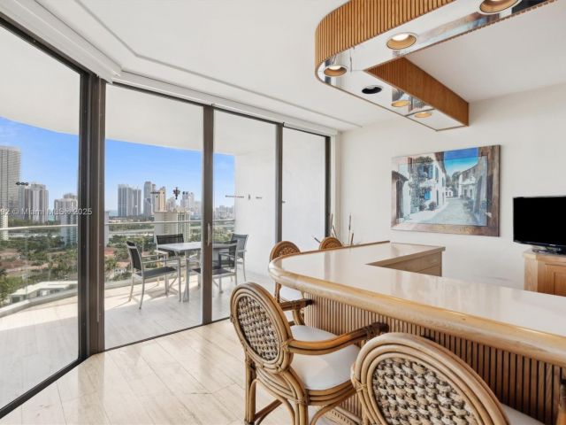 Apartment for sale  Unit #20H - photo 6744800