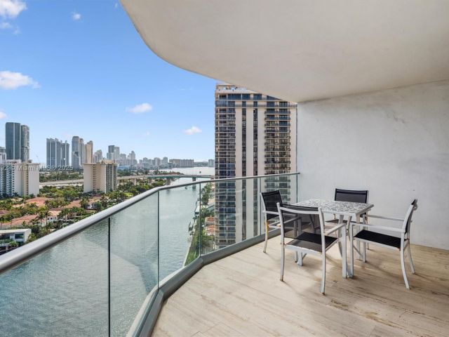 Apartment for sale  Unit #20H - photo 6744808