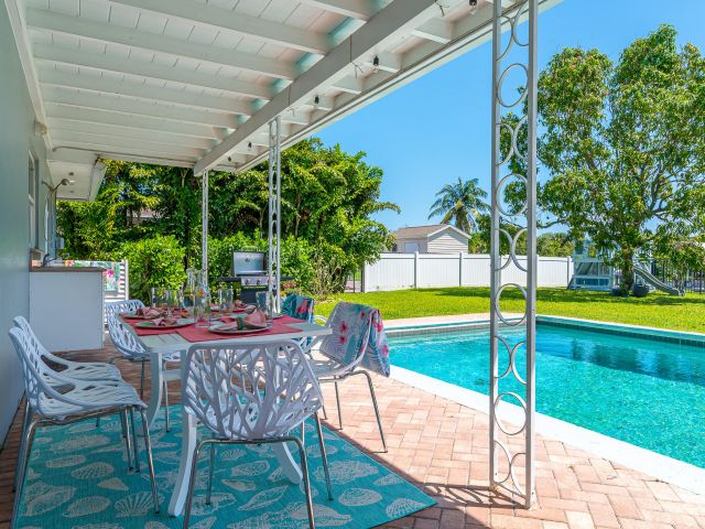 Home for sale at 1124 Carambola Circle - photo 6745289