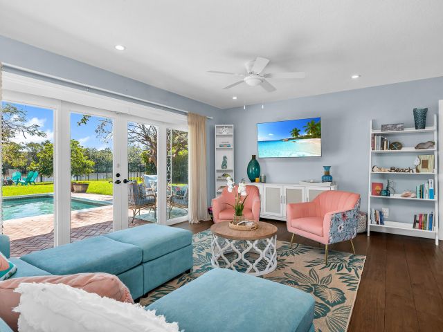 Home for sale at 1124 Carambola Circle - photo 6745292