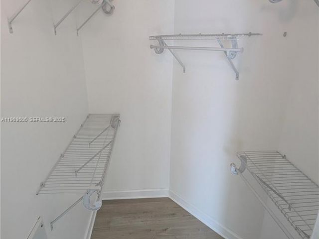 Apartment for sale  Unit #4007 - photo 7444796