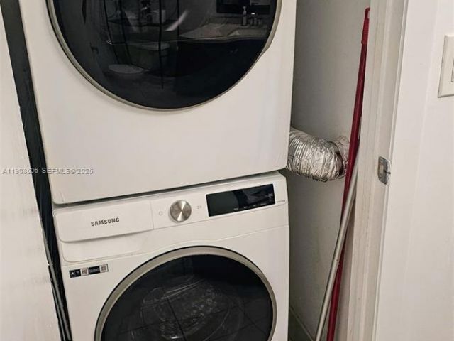 Apartment for sale  Unit #4007 - photo 7444799