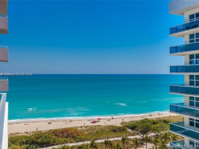 1-bedroom condo for rent in Surfside - 9225 Collins Ave 1006 - MondialRealty