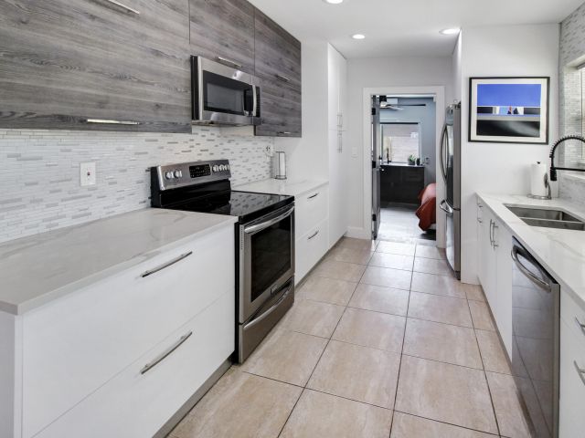 Home for sale at 2016 NE 22nd Street - photo 6772611