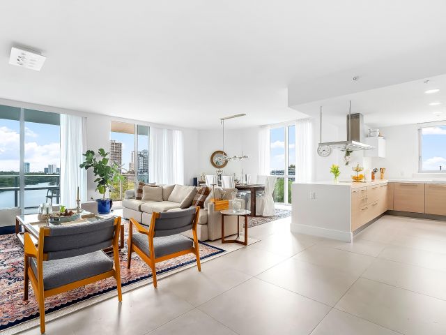 Apartment for sale  Unit #902 - photo 6752497