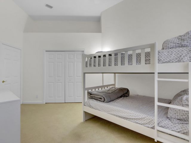 Home for rent at 6564 Somerset Circle - photo 6748540