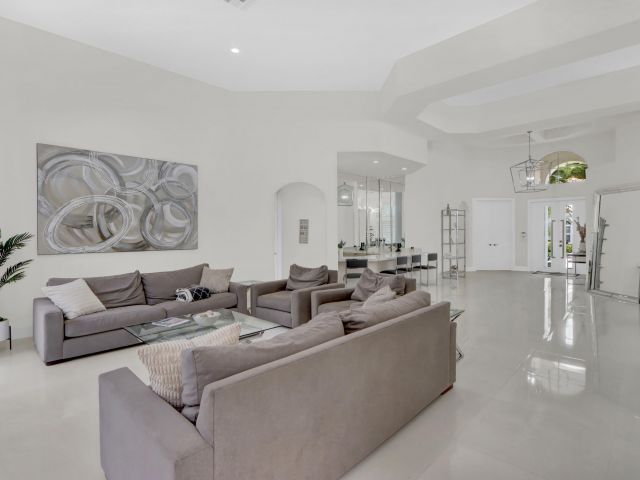 Home for rent at 6564 Somerset Circle - photo 6748552