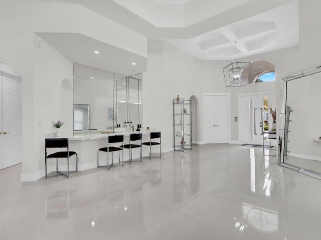 Home for rent at 6564 Somerset Circle - photo 6748553