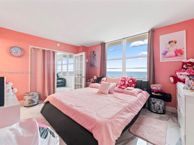 Apartment for sale  Unit #716 - photo 6745893