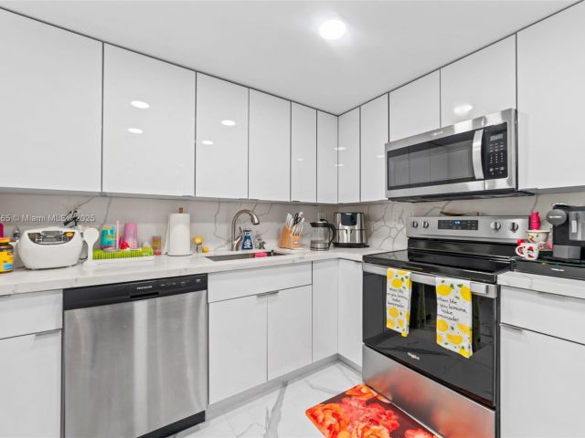 Apartment for sale  Unit #716 - photo 6745895