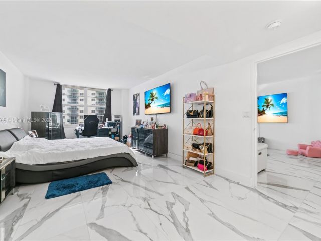 Apartment for sale  Unit #716 - photo 6745903