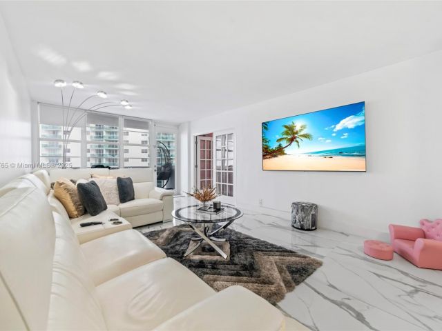 Apartment for sale  Unit #716 - photo 6745909