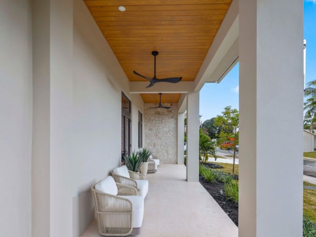 Home for sale at 1701 N Swinton Avenue - photo 6822412