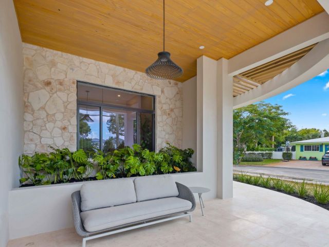 Home for sale at 1701 N Swinton Avenue - photo 6822414