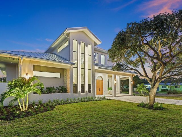 Home for sale at 1701 N Swinton Avenue - photo 6822417