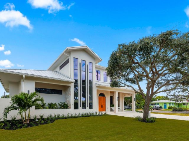 Home for sale at 1701 N Swinton Avenue - photo 6822418