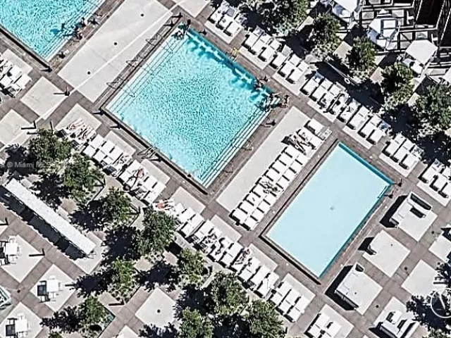 2-bedroom condo for sale in Miami - 485 Brickell Ave 2302 - MondialRealty