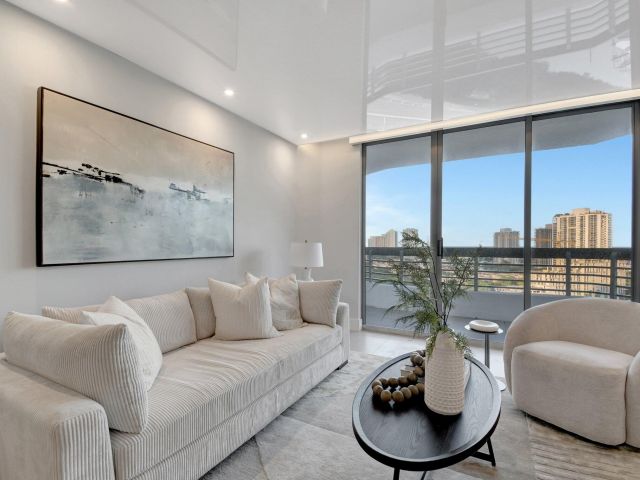 Apartment for sale  Unit #2011 - photo 6764065