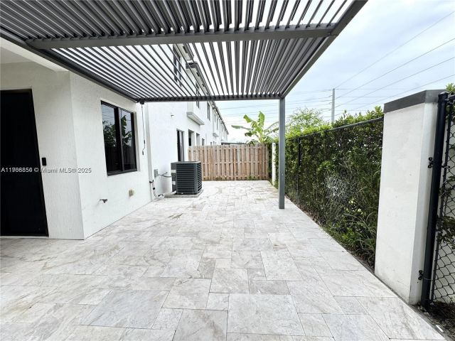 Home for sale at 13627 SW 157th Ct - photo 7443865