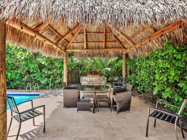 Home for rent at 1786 NE 21st Street - photo 6747500