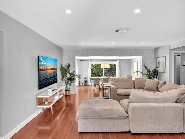 Home for rent at 1786 NE 21st Street - photo 6747511