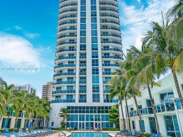 1-bedroom condo for sale in Hallandale Beach - 1945 S Ocean Dr 1110 - MondialRealty